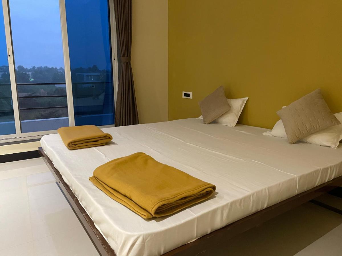Scarlet Resort Alībāg Dış mekan fotoğraf