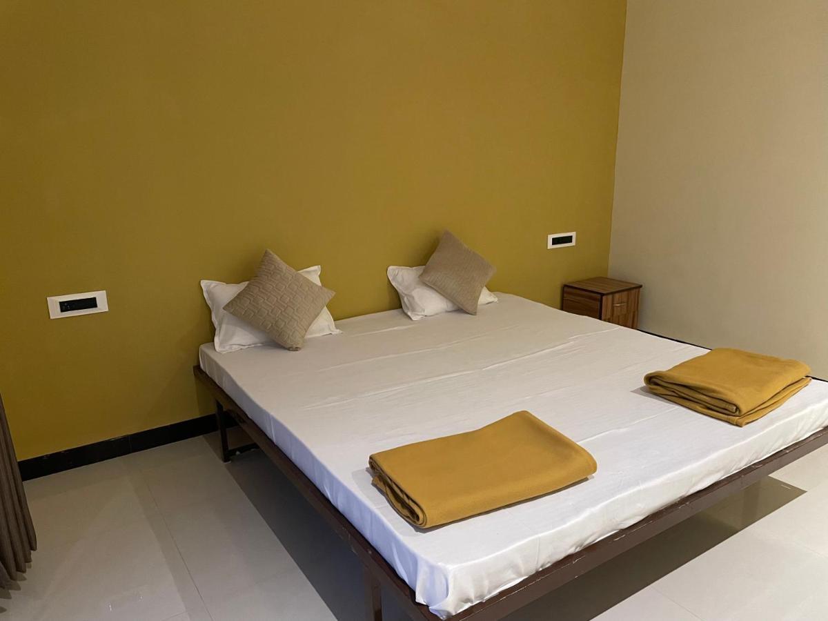 Scarlet Resort Alībāg Dış mekan fotoğraf