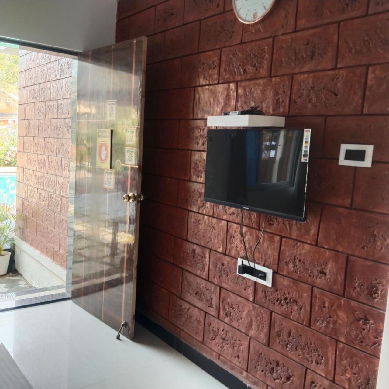 Scarlet Resort Alībāg Dış mekan fotoğraf